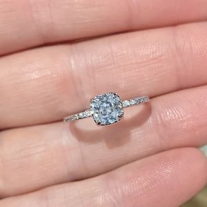 Silver fashion Ring size 7